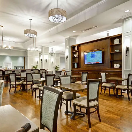 Hampton Inn&Suites Charleston Airport