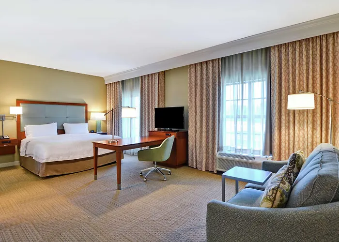 Hampton & Charleston Airport 3*