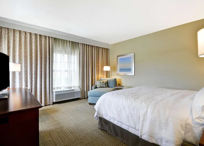 Hampton & Charleston Airport Hotel North Charleston